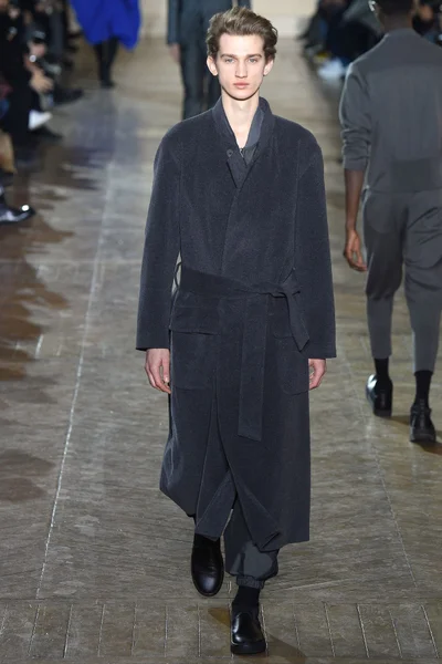 Look 31